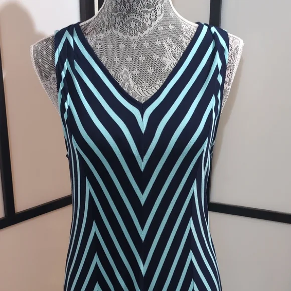 Striped Black and White Sleeveless Dress - Picture 2 of 4